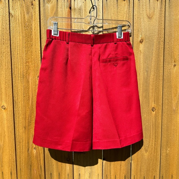 Scott & Sterling Red High Waisted Shorts Size 6 - Picture 2 of 5